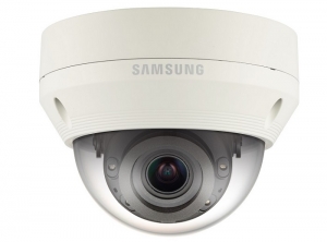 CAMERA IP DOME ANTIVANDAL DE EXTERIOR IR 30M